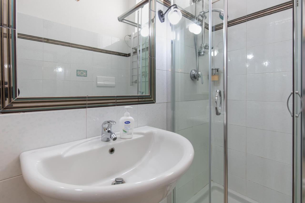 Assaje Guestroom Ольбія Екстер'єр фото