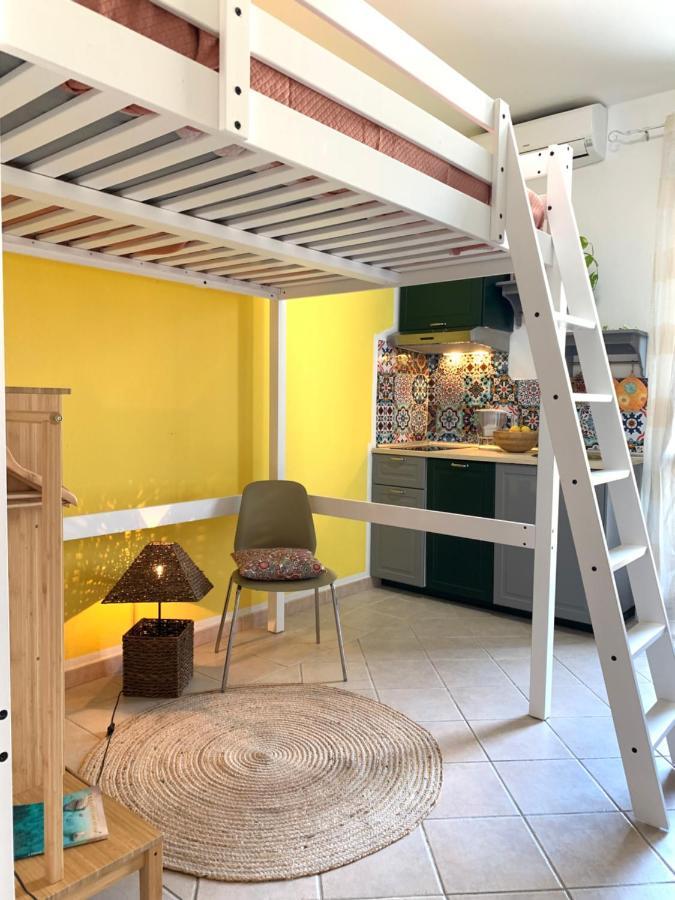 Assaje Guestroom Ольбія Екстер'єр фото
